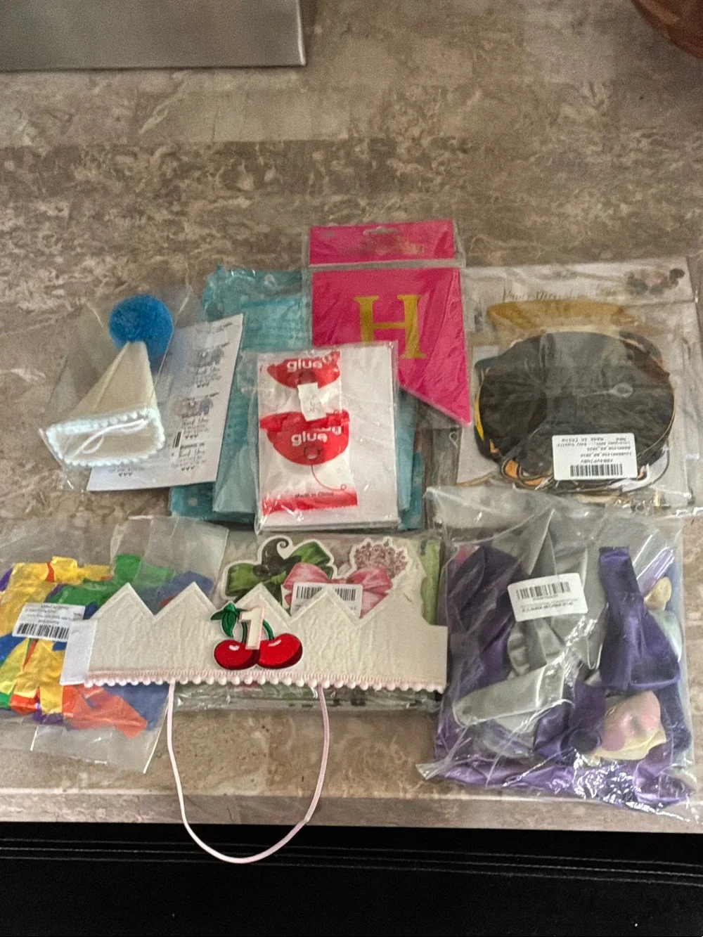 Party Supplies Set - Assorted Colors Balloons & celebrations